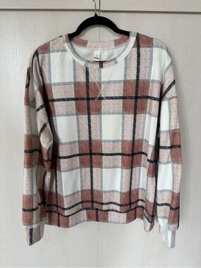 Cozy Plaid Long-Sleeve Top Rust/White Size L